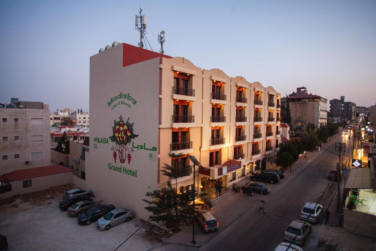 Grand Hotel Madaba Exterior photo