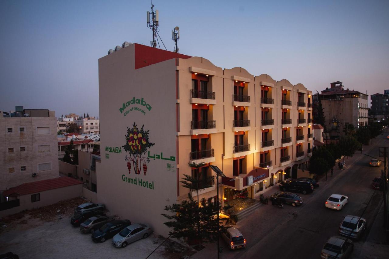 Grand Hotel Madaba Exterior photo